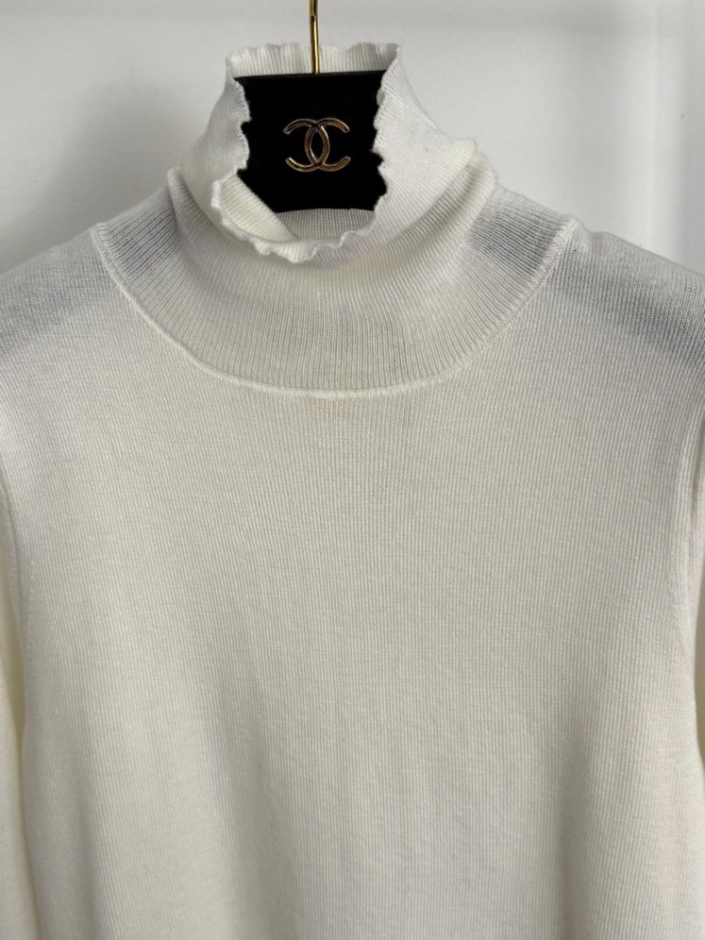 Schiaparelli Stretch Turtleneck - Picture 7 of 7